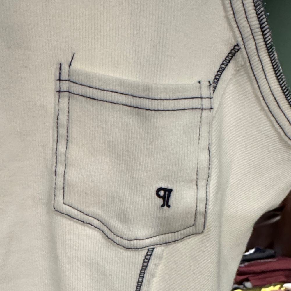 EC Pilcro White tank with navy stitching with Pocket sz M - Picture 2 of 9